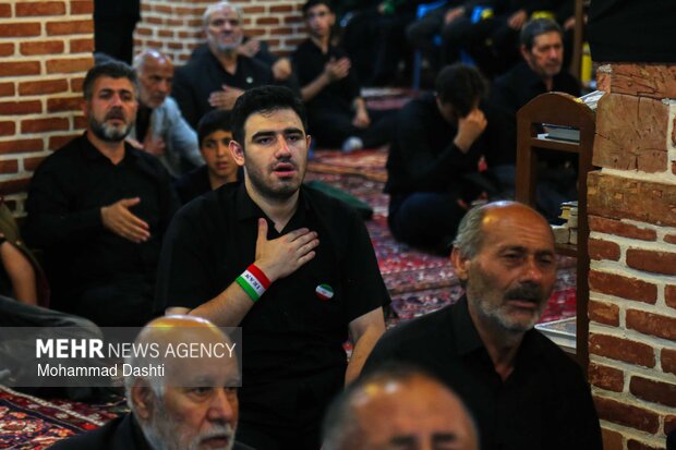 مراسم شام غریبان رهبر شهید در اردبیل