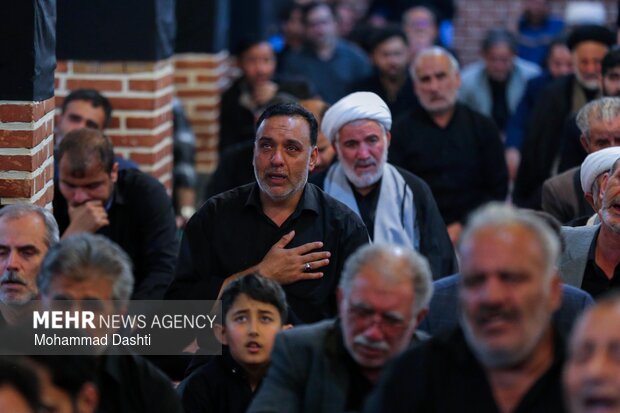 مراسم شام غریبان رهبر شهید در اردبیل