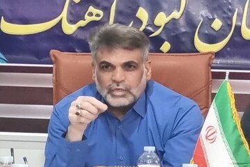 توسعه کشت گیاهان دارویی، زعفران و بادام اولویت کشاورزی است