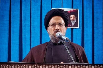 امام جمعه سراب: اتکا به توان داخلی جایگزین اعتماد به دشمن شود