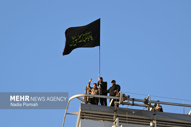 تشییع پیکر رهبر شهید انقلاب در مشهد - ۸