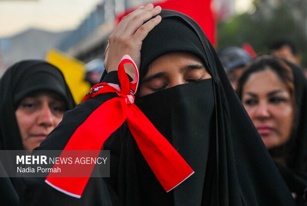 تشییع پیکر رهبر شهید انقلاب در مشهد - ۸