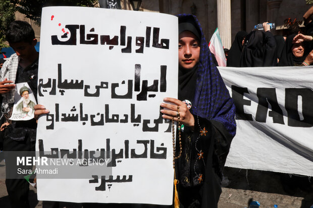 تشییع پیکر رهبر شهید انقلاب در مشهد - ۹