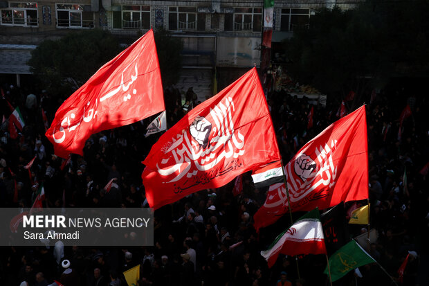 تشییع پیکر رهبر شهید انقلاب در مشهد - ۹
