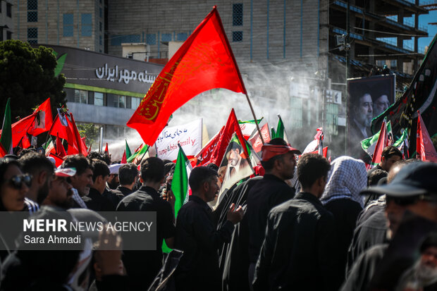 تشییع پیکر رهبر شهید انقلاب در مشهد