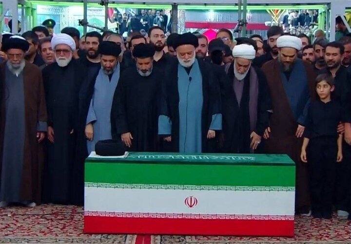 Martyred Leader laid to rest in Imam Reza shrine in Mashhad