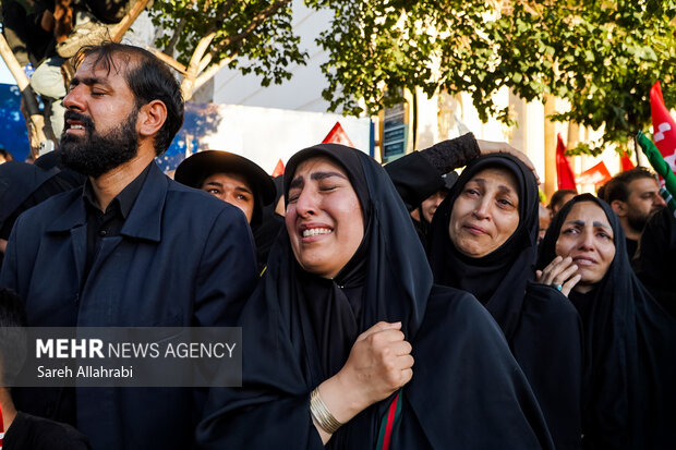 تشییع پیکر رهبر شهید انقلاب در مشهد