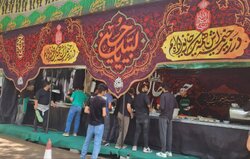 کرامت رضوی در مسیر تشییع رهبر شهید؛ پذیرایی ۷۵ هزار زائر در سمنان