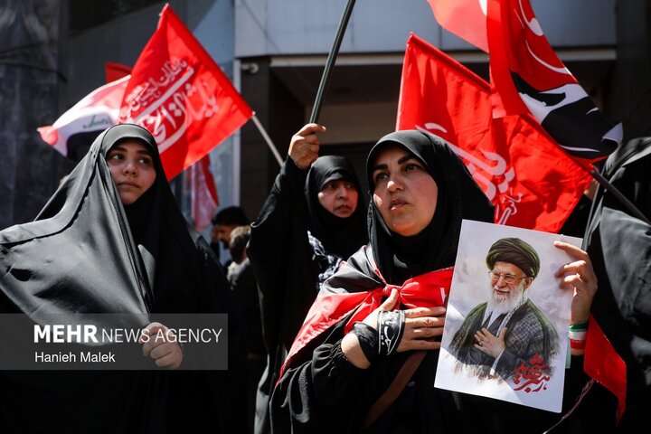بیرق سرخی بیاور فصل خونخواهی است