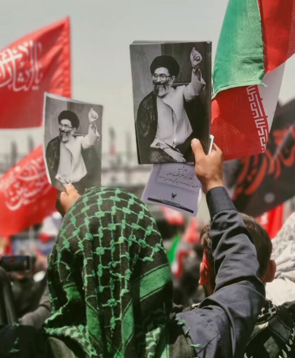 بیرق سرخی بیاور فصل خونخواهی است