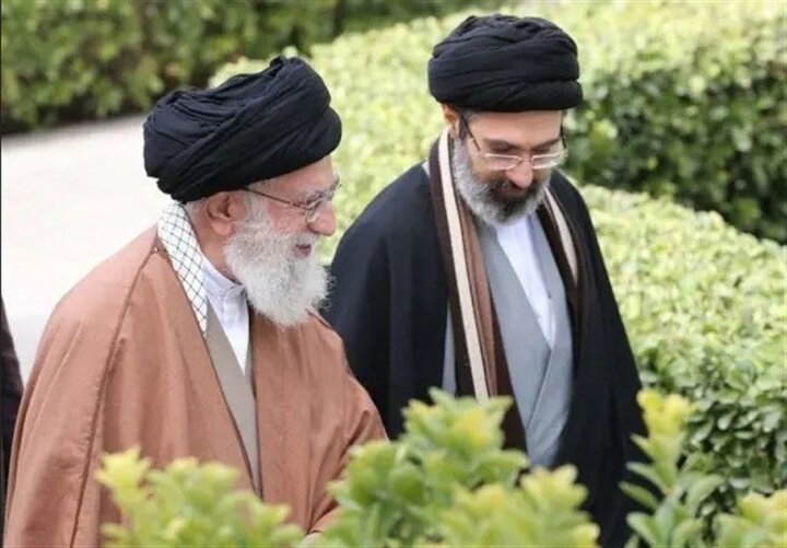 Ayatollah Khamenei hails funeral turnout, vows for revenge