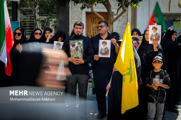 تشییع پیکر رهبر شهید انقلاب در مشهد