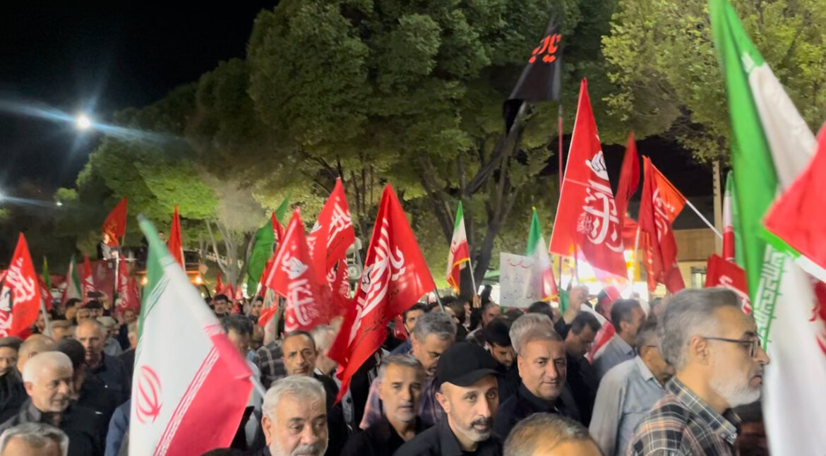 بعثت خیابانی مردم شهرکرد در موج ۱۳۳