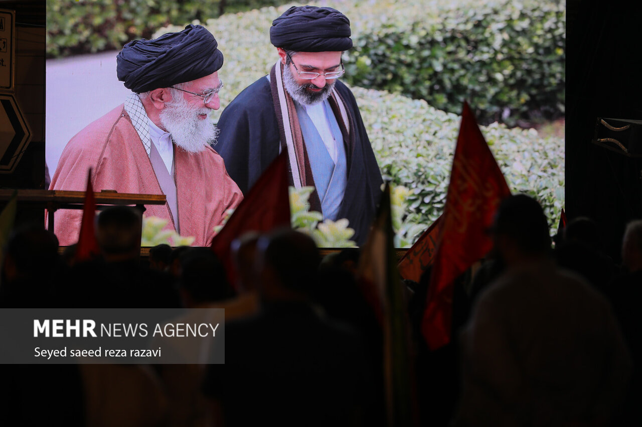انتشار ۶ کتاب با محوریت اندیشههای رهبر شهید در اندونزی
