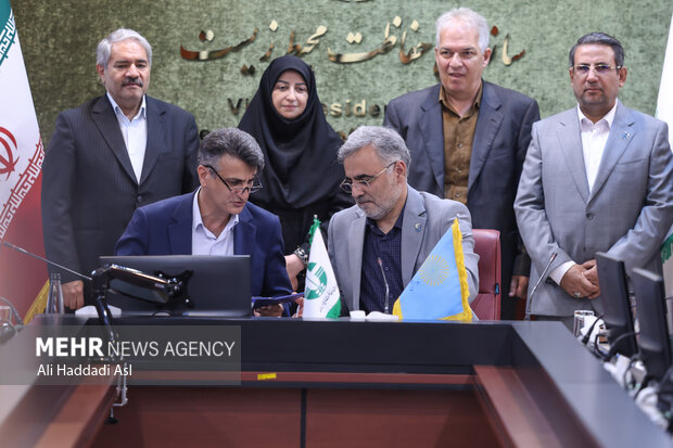 نشست خبری و امضای تفاهم نامه رئیس سازمان حفاظت  محیط زیست