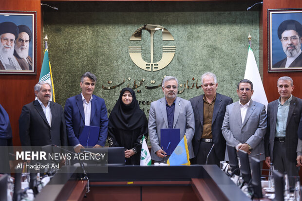 نشست خبری و امضای تفاهم نامه رئیس سازمان حفاظت  محیط زیست