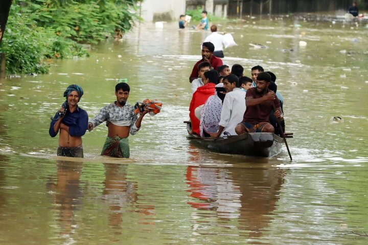 VIDEO: Flash floods in Bangladesh, 44 killed