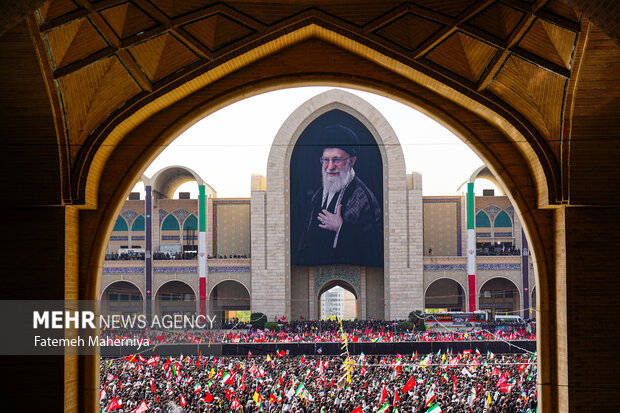 رتبه نخست دانشگاه علوم پزشکی ایران در میزبانی مراسم تشییع رتبه نخست دانشگاه علوم پزشکی ایران در میزبانی مراسم تشییع