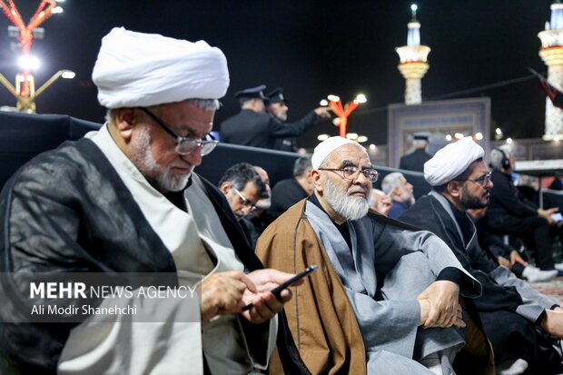سومین شب بزرگداشت رهبر شهید انقلاب در حرم امام رضا (ع)