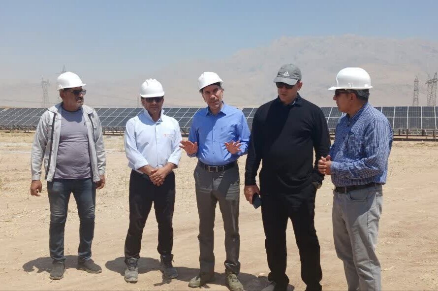 نجفی: دو نیروگاه خورشیدی ۱۷ مگاواتی کرمانشاه در آستانه بهرهبرداری است