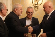 ايران وروسيا يؤكدان على تطوير التعاون في مجال ربط شبكات الكهرباء