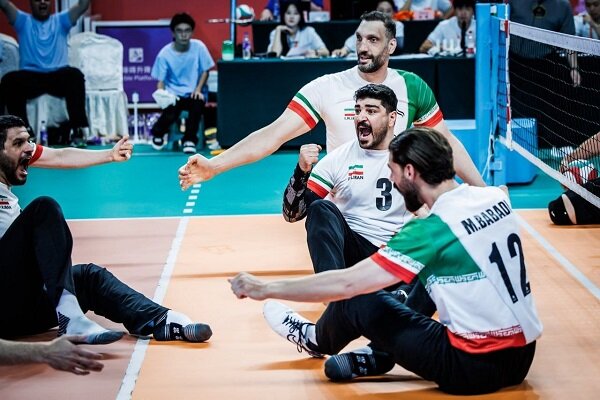تصاویر دیدنی از مرد ۲۴۷ سانتیمتری والیبال نشسته ایران درمسابقات جهانی