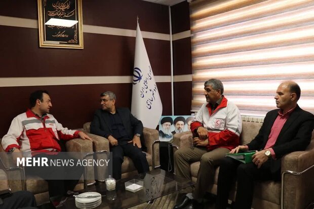 «هلال‌احمر» رکن اصلی مدیریت بحران جاده‌های شرق استان سمنان
