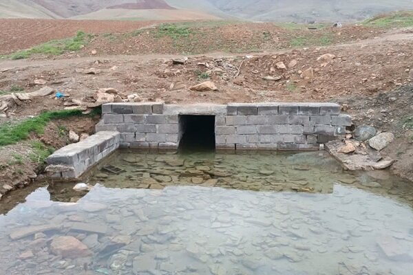 ۲ هزار و ۴۷۰ رشته قنات فعال در همدان وجود دارد ۲ هزار و ۴۷۰ رشته قنات فعال در همدان وجود دارد