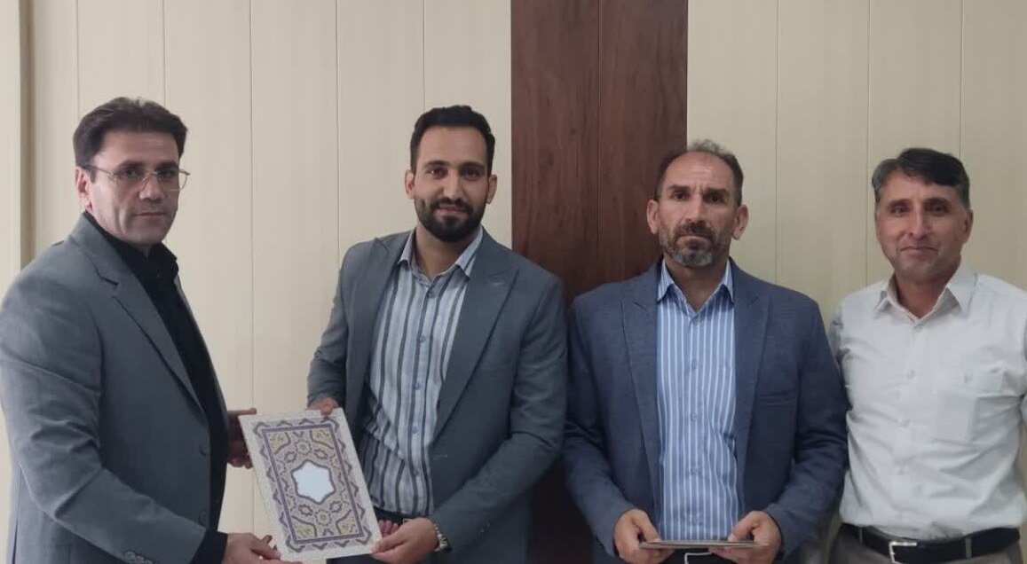 سرپرست اداره سلامت و تندرستی آموزش و پرورش لرستان منصوب شد