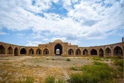 مرمت کاروانسرای تاریخی دهدز تا هفته دولت به پایان می‌رسد