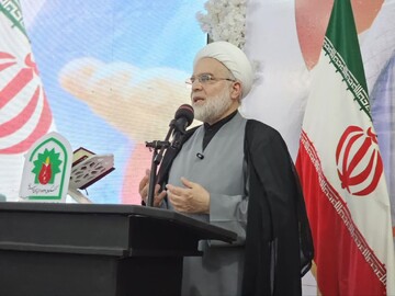 پورذهبی: مکتب شهدا راه حفظ اقتدار کشور است