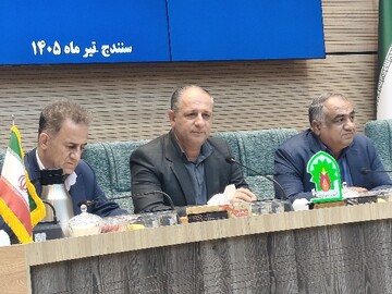 خاکی: ۲۵ هزار مترمربع به فضای ورزشی کردستان اضافه شد