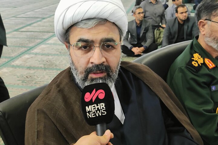 توکل به خدا؛ راز آرامش رهبر شهید در سخت‌ترین بحران‌ها
