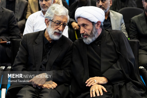 جایزه جهانی شعر امام شهید