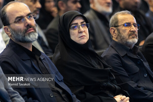 جایزه جهانی شعر امام شهید
