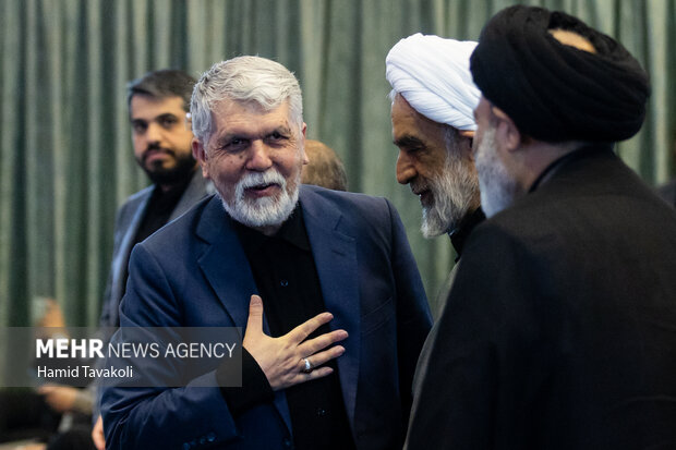 جایزه جهانی شعر امام شهید