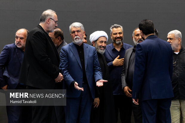 جایزه جهانی شعر امام شهید