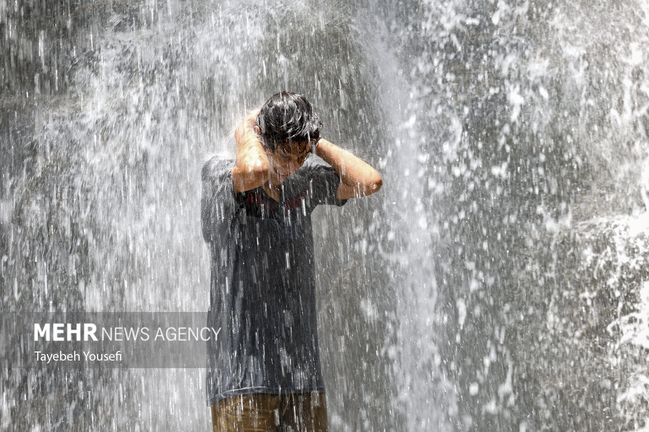 تداوم گرمای ۴۵ درجه ای در خراسان رضوی