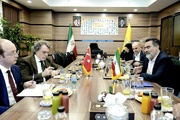 Iran, Turkey stress expanding coop. in e-commerce field