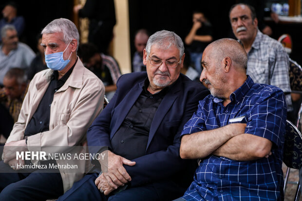 بزرگداشت رهبر شهید انقلاب در حسینیه کربلایی های مقیم تهران