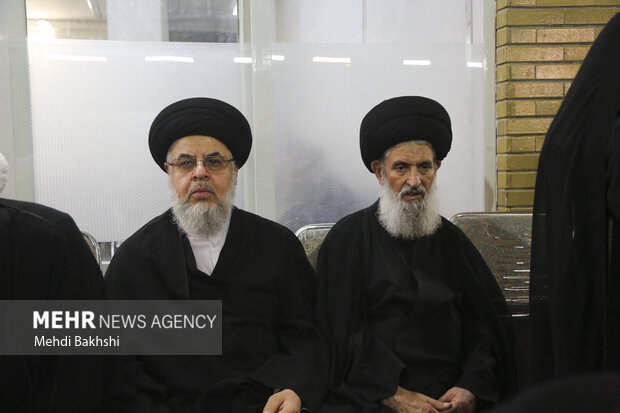 بزرگداشت رهبر شهید از سوی آیت الله سیستانی در قم