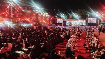 برگزاری محفل انس با قرآن کریم در تجمع شبانه رشت