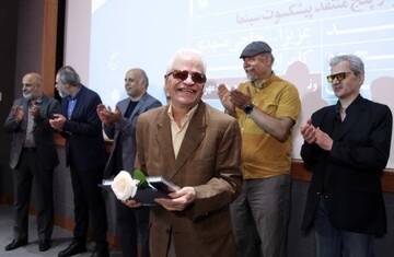 شبِ پاسداشت قلم؛ از حسرت برای مجله «فیلم» تا گلایه از بی‌مهری به نقد