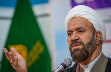 جهاد تبیین مانع گرفتار شدن جامعه در فتنه‌ها می‌شود