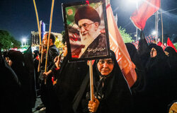 مدل حکمرانی رهبر شهید با تکیه بر اجتماع و باورمندی مردمی