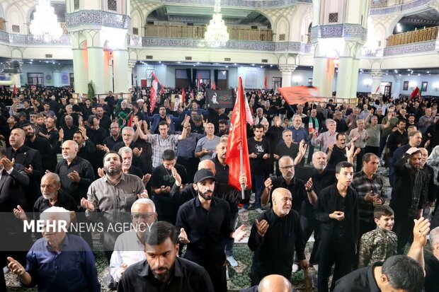 مراسم بزرگداشت رهبر شهید انقلاب اسلامی در حرم عبدالعظیم (ع) برگزار شد