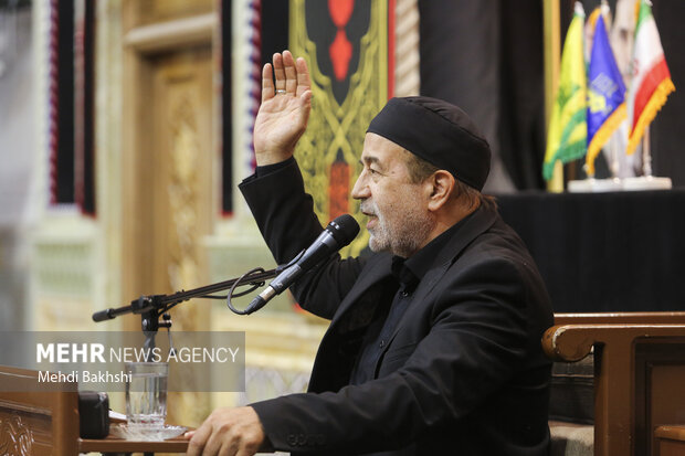 بزرگداشت رهبر شهید از سوی آیت الله مکارم شیرازی