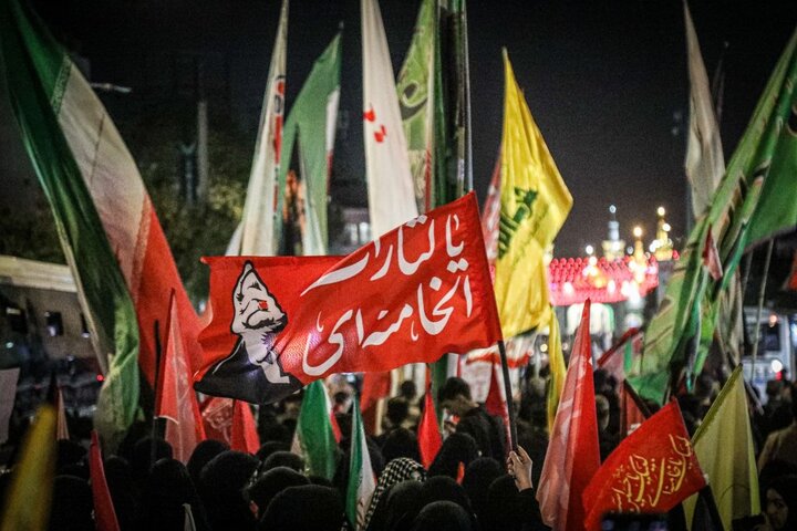 تداوم اجتماعات شبانه؛ ۱۴۱ شب ایستادگی در مشهد تداوم اجتماعات شبانه؛ ۱۴۱ شب ایستادگی در مشهد