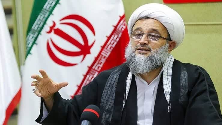 مکتب امام شهید سپری استوار در برابر استکبار  و پناهگاه بصیرت ملت است