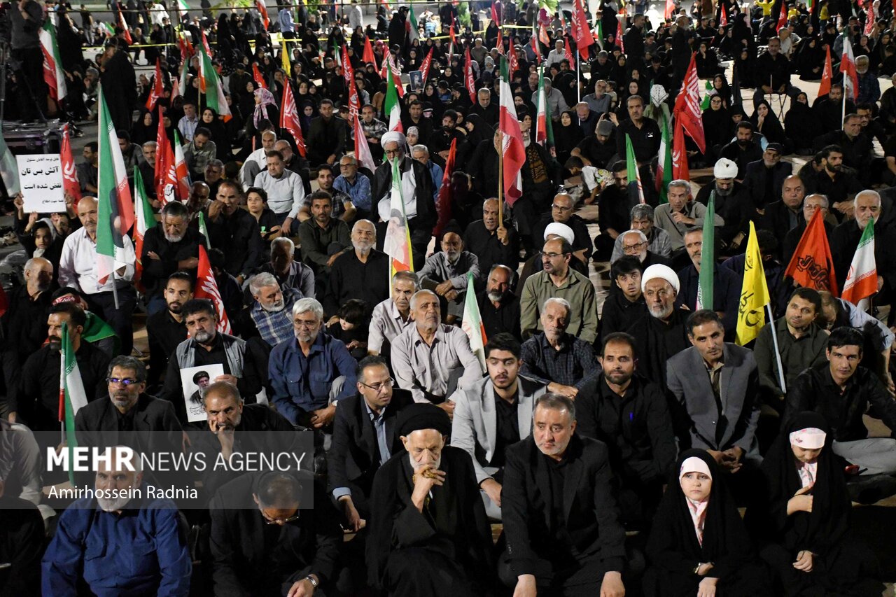 مراسم هفتمین روز تدفین امام امت در بیرجند